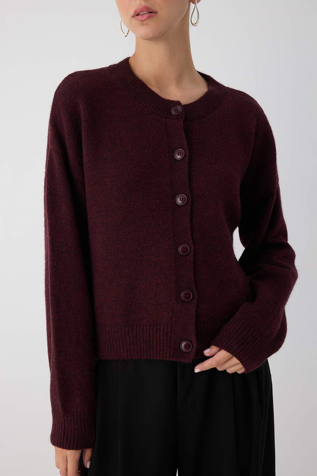 Trendyolmilla Wardrobe Essentials Siyah Alpaka Yünü Karışımlı Geniş Kalıp Triko Hırka | TWOAW26HI00089