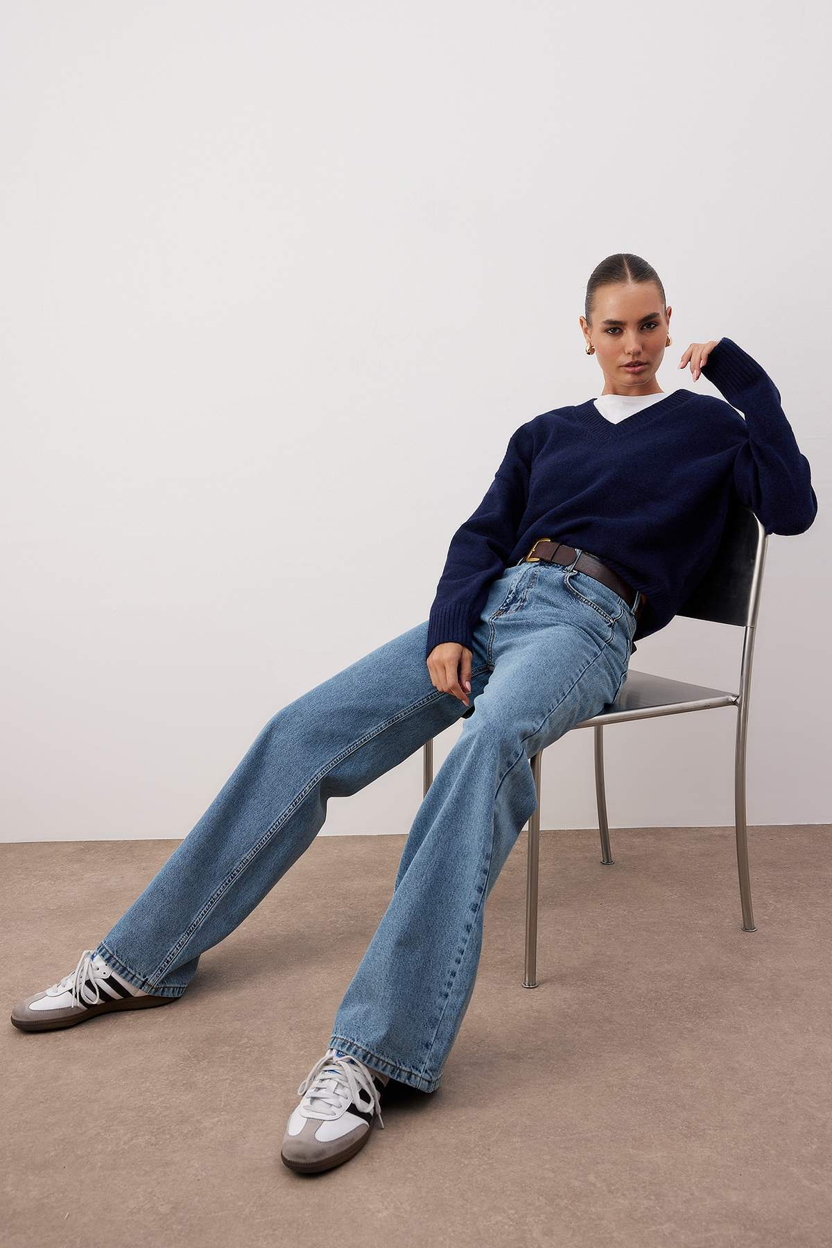 Mavi Kemerli Yüksek Bel Wide Leg Jeans TWOAW26JE00274 Secondary image