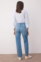 Mavi Normal Bel Düz Paça Straight Jeans TWOAW26JE00061