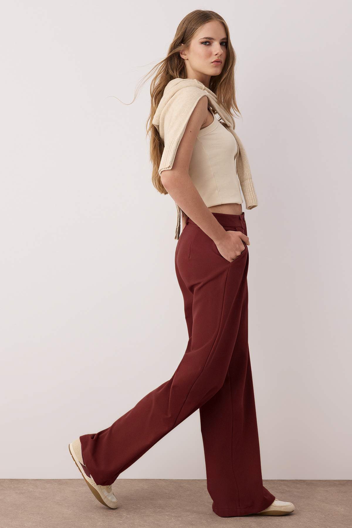 Trendyolmilla Bordo Pilili Wide Leg/Geniş Paça  Pantolon TWOAW25PL00109 Secondary image