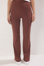 Trendyolmilla Kahverengi Wide Leg/İspanyol Paça Yüksek Bel İnterlok Esnek Örme Pantolon TWOAW25PL00006