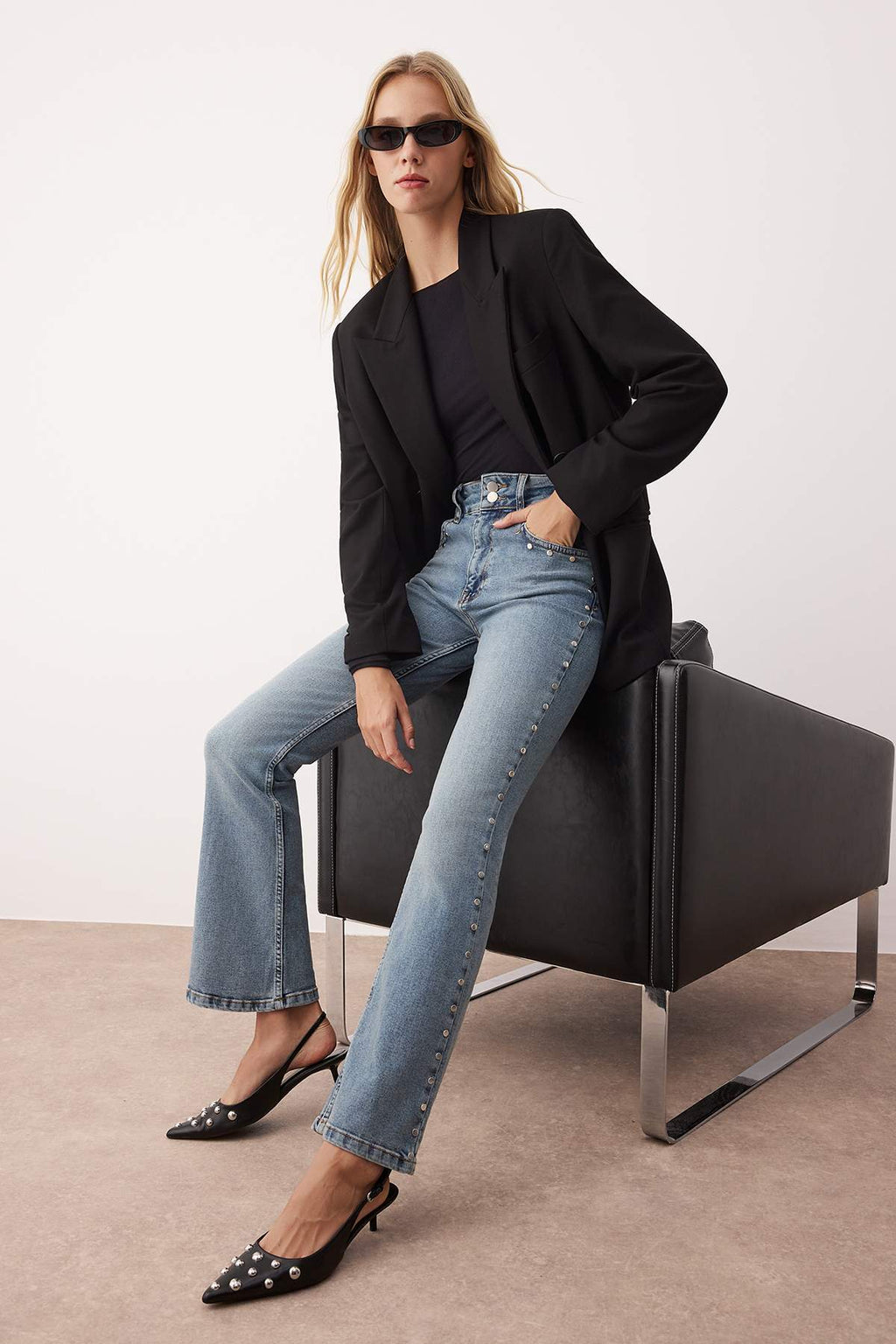 Mavi Trok Detaylı Yüksek Bel Comfort/Esnek İspanyol Paça Flare Jeans TWOAW26JE00035
