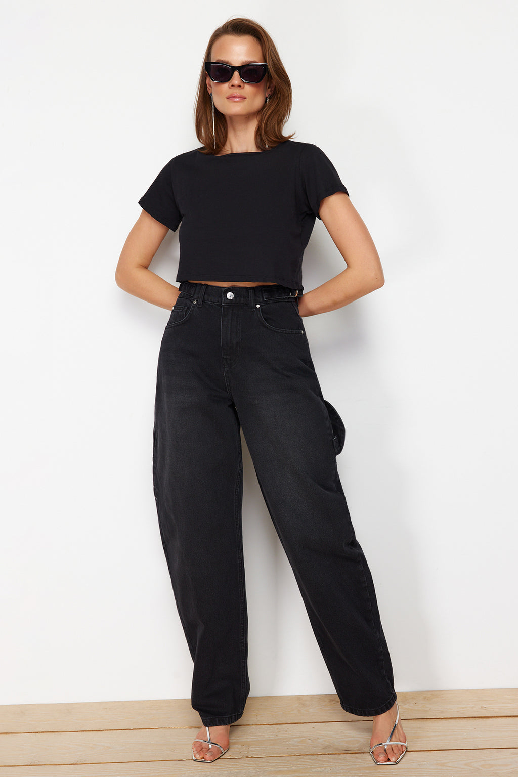 Trendyolmilla Açık Mavi More Sustainable Bol Kesim Yüksek Bel Carpenter Skater Jeans TWOAW24JE00308