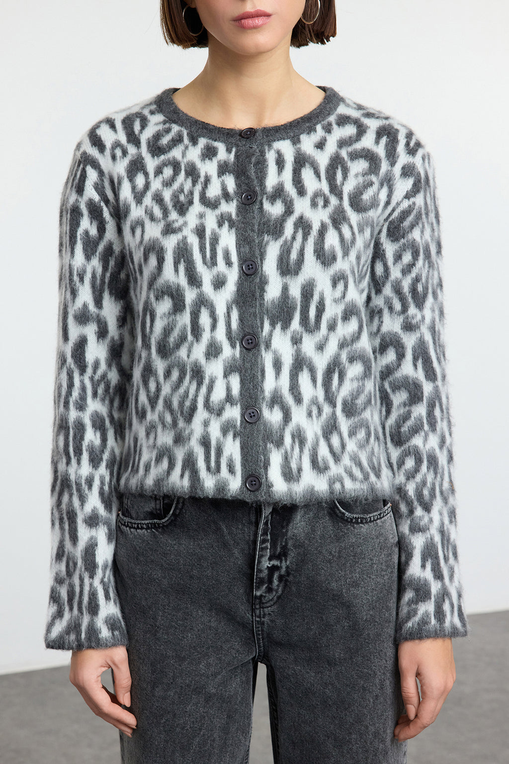 Trendyolmilla Kahverengi Leopar Desenli Triko Hırka TWOAW25HI00378