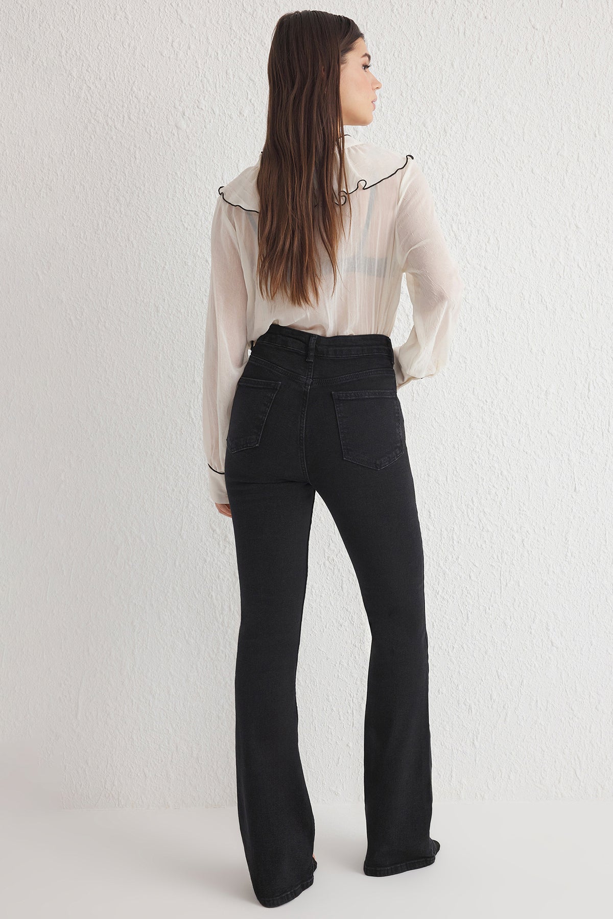 Trendyolmilla Mavi Yüksek Bel Comfort/Esnek Flare Jeans TWOSS25JE00109