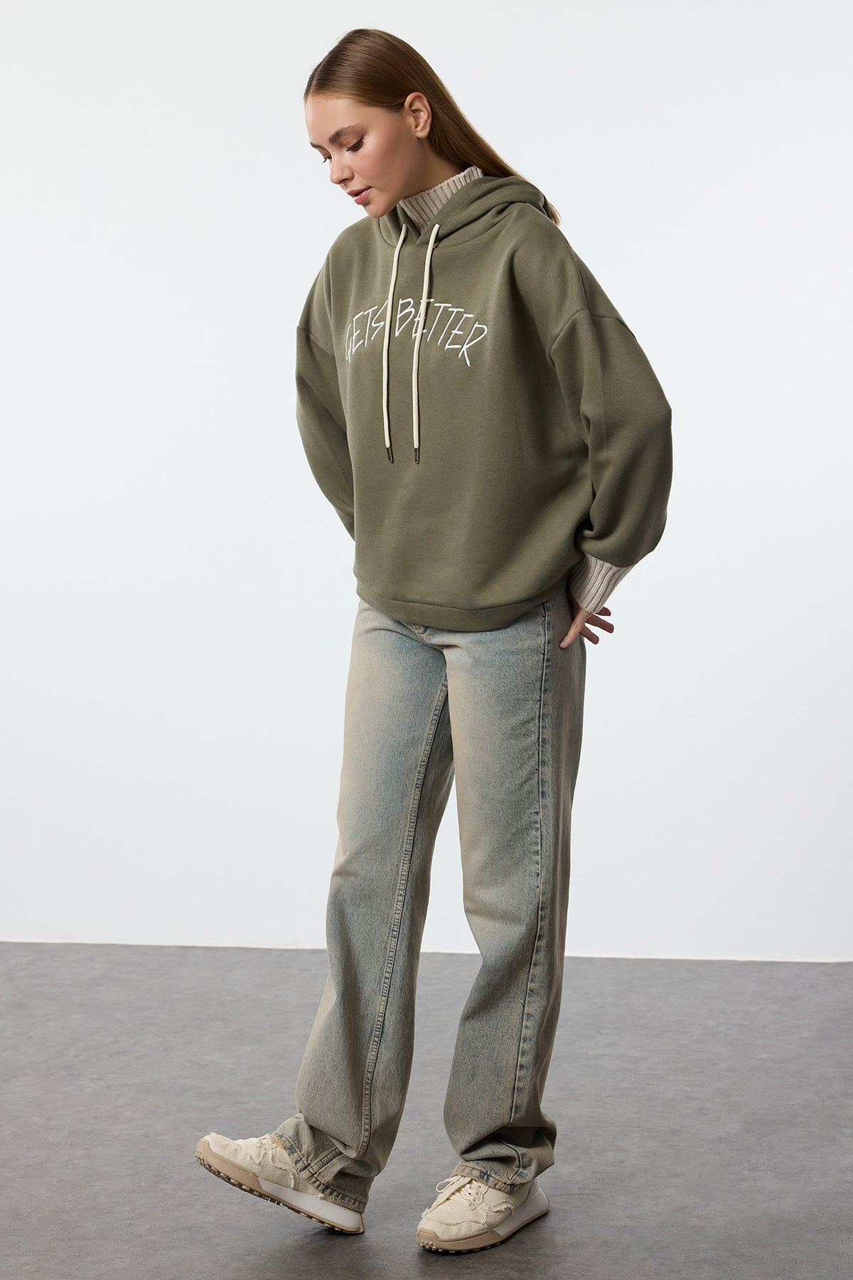 Trendyolmilla Lacivert Kalın İçi Polarlı Triko Bant Detaylı Kapüşonlu Örme Sweatshirt TWOAW22SW1806