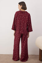 Trendyolmilla Ekru Baskılı Viskon Dokuma Pijama Takımı THMAW26PT00065