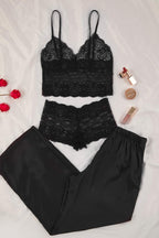Trendyolmilla Siyah 3'lü Çeyiz Set Üst Dantel, Alt Saten Askılı Külotlu Dokuma Pijama Takımı THMAW26PT00077