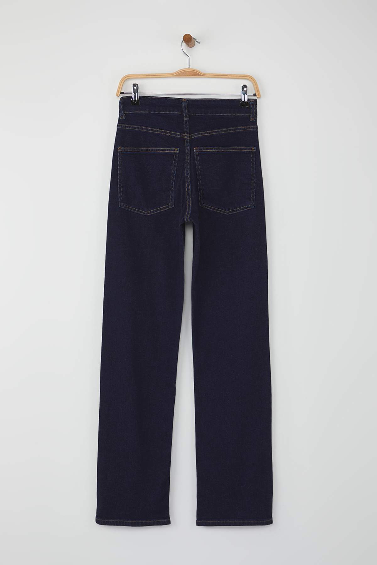 Trendyolmilla Siyah Normal Bel Geniş Paça Orta Esnek Straight Smoke Jeans TWOAW26JE00085