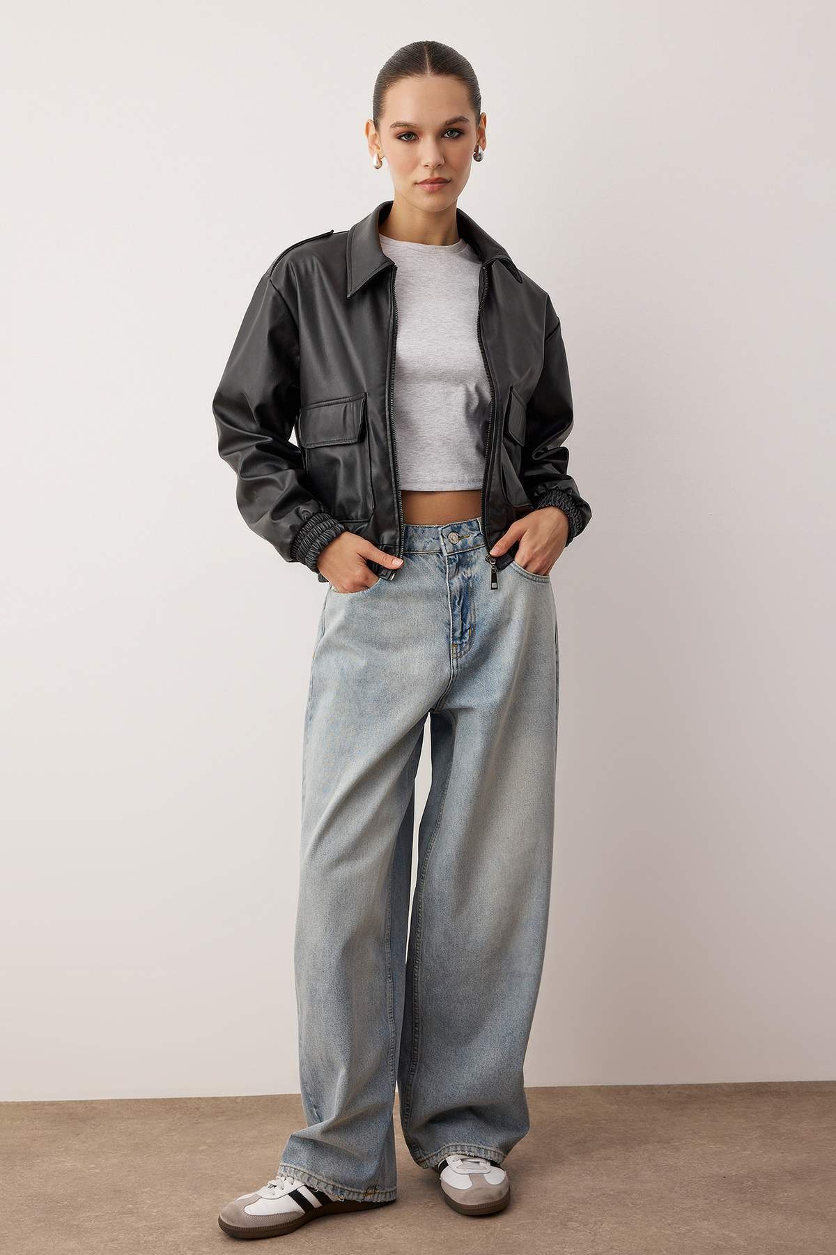 Trendyolmilla Mavi Normal Bel Bol Kesim Baggy Jeans TWOAW26JE00052