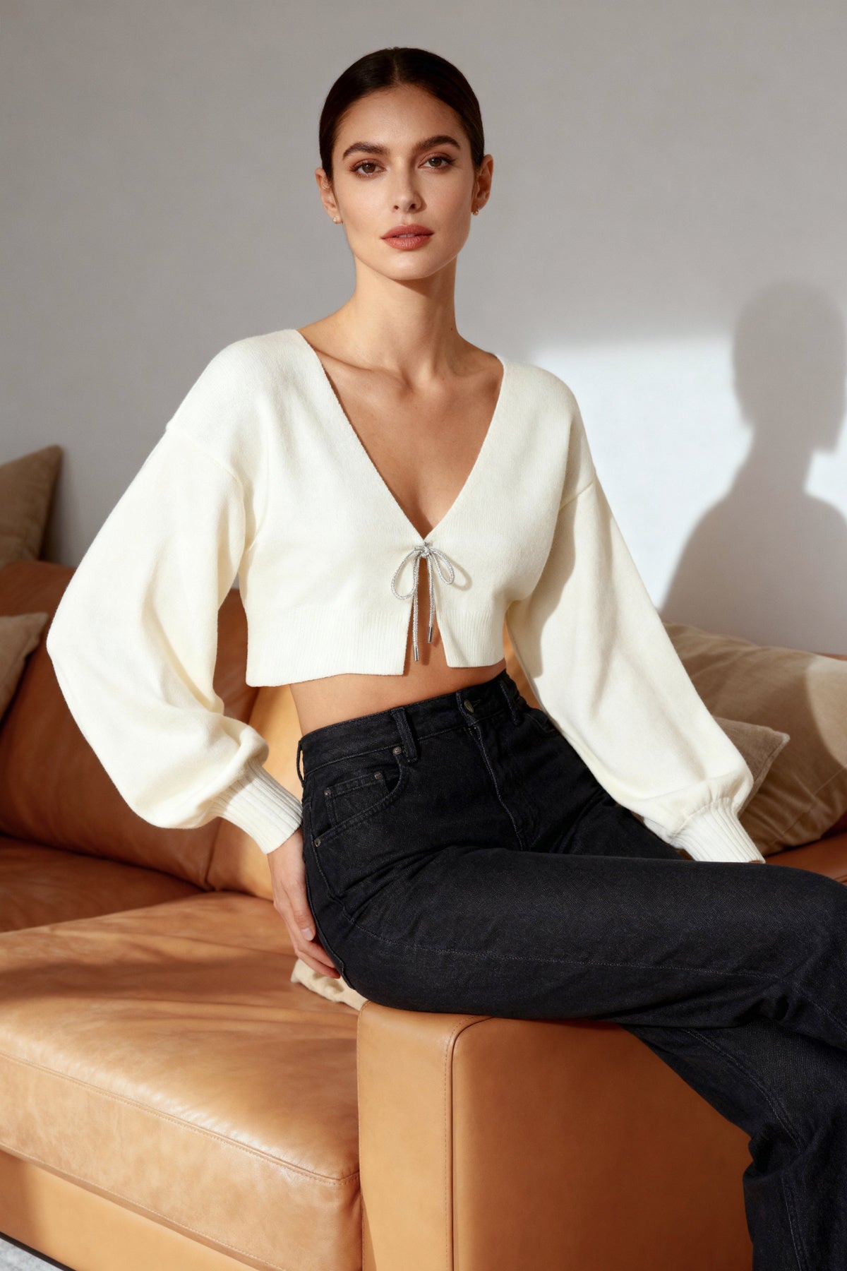 Trendyolmilla Ekru Süper Crop Basic Fiyonklu Triko Hırka TWOAW24HI00315