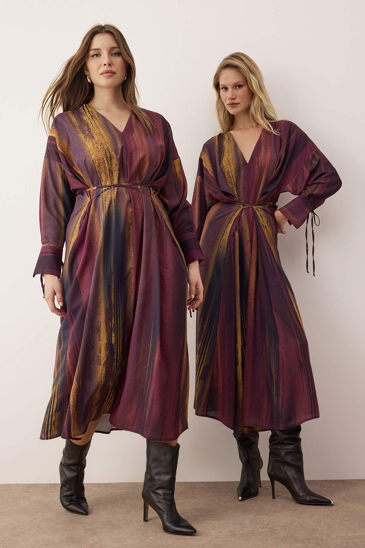 Vücut Seçmeyen Mürdüm Soyut Maxi Dokuma Elbise TWOAW26EL00244 Main image