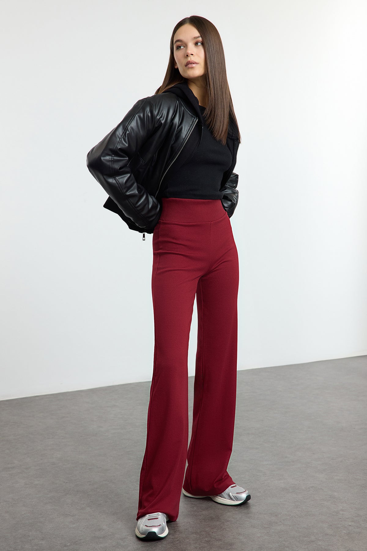 Trendyolmilla Kahverengi Wide Leg/İspanyol Paça Yüksek Bel İnterlok Esnek Örme Pantolon TWOAW25PL00006