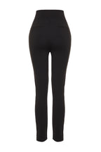 Siyah Toparlayıcı Yüksek Bel Nervürlü Beli Lastikli Slim Fit Kalın Örme Pantolon TWOAW24PL00114