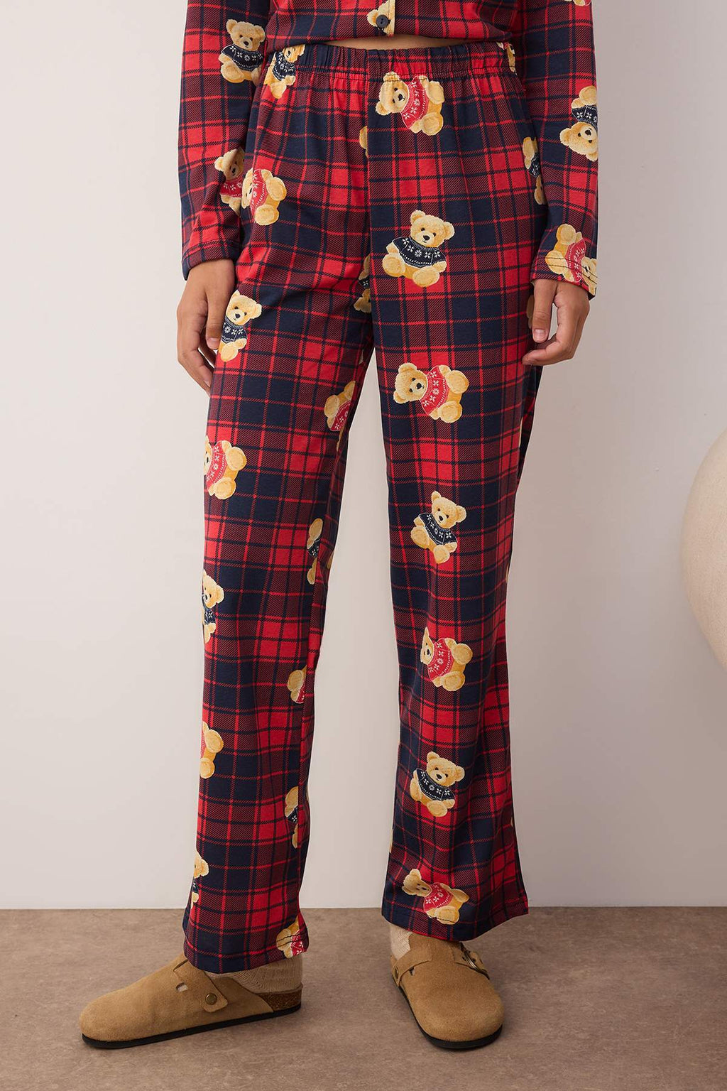 Trendyolmilla Yeşil-Çok Renkli Panda Desenli Örme Pijama Takımı THMAW26PT00049