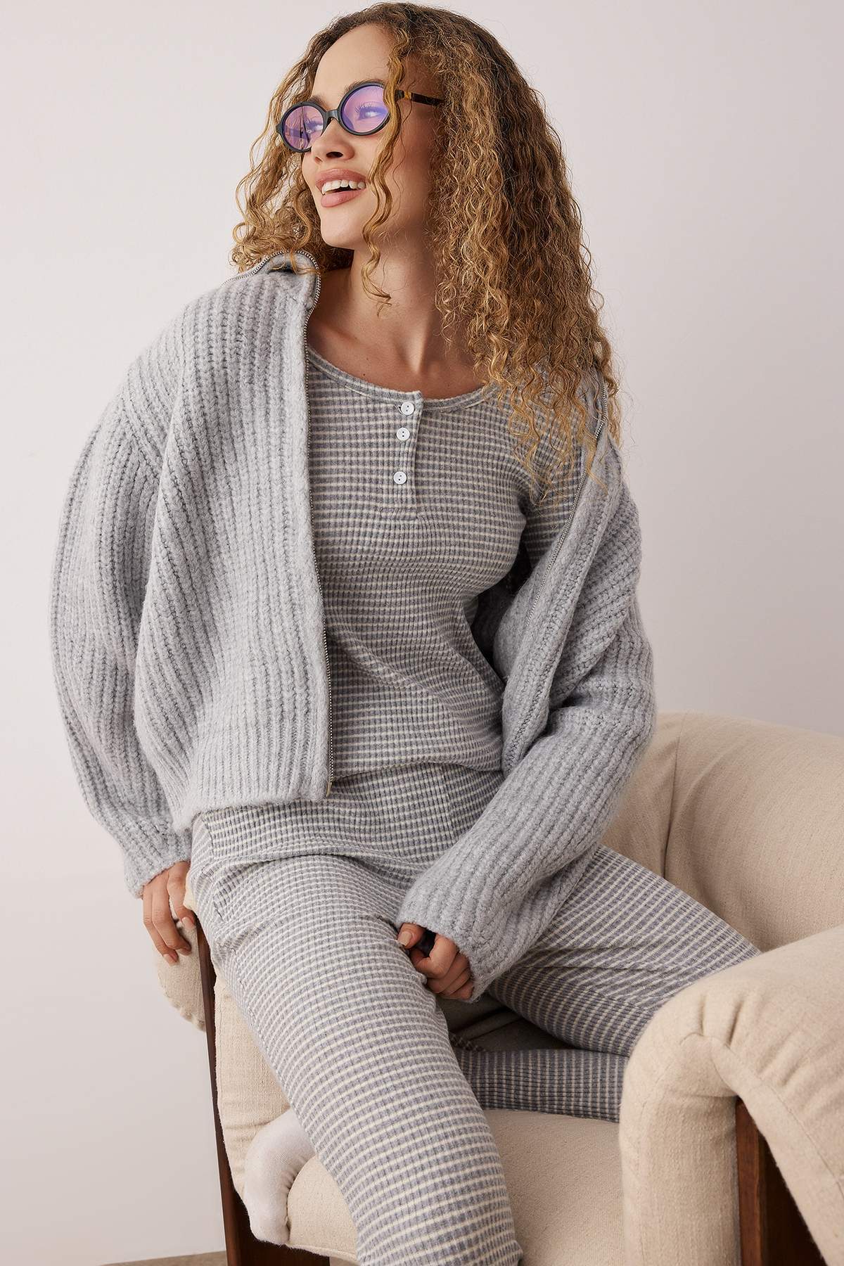 Gri Melanj Çizgili Yarım Patlı Fitilli Örme Pijama Takımı THMAW26PT00041 Main image