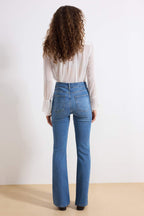 Trendyolmilla Mavi Yüksek Bel Comfort/Esnek İspanyol Paça Flare Jeans TWOAW26JE00095
