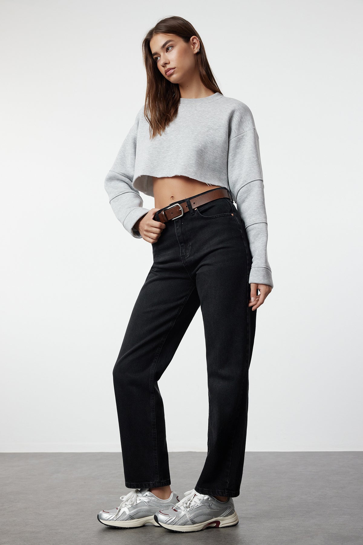 Trendyolmilla Açık Mavi Yüksek Bel Düz Kesim Straight %100 Pamuk Non-Stretch Jeans TWOSS23JE00089