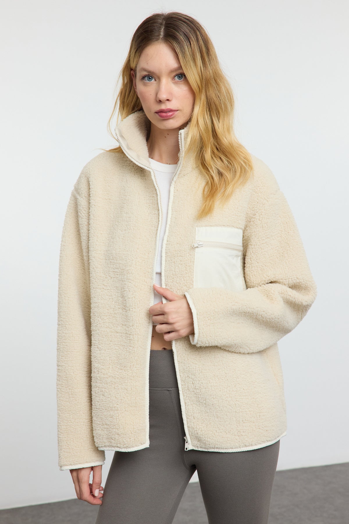 Trendyolmilla Winter Essentials Indigo Kalın Polar Fermuarlı Dik Yaka Cepli Örme Sweatshirt TWOAW24SW00071