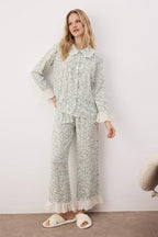 Trendyolmilla Mavi Çiçekli Viskon Dokuma Pijama Takımı THMAW26PT00185