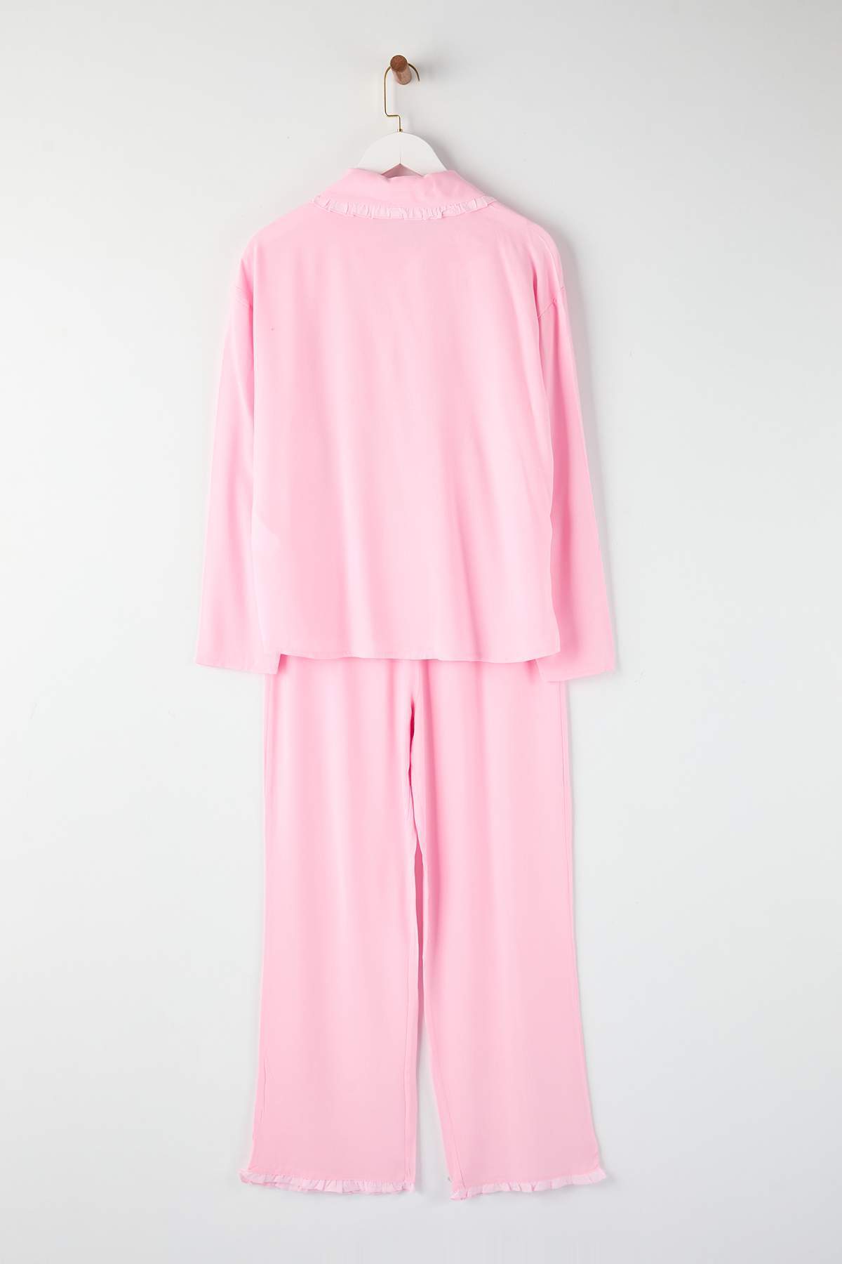 Trendyolmilla Mürdüm Fırfırlı Cep Detaylı Viskon Dokuma Pijama Takımı THMAW25PT00146
