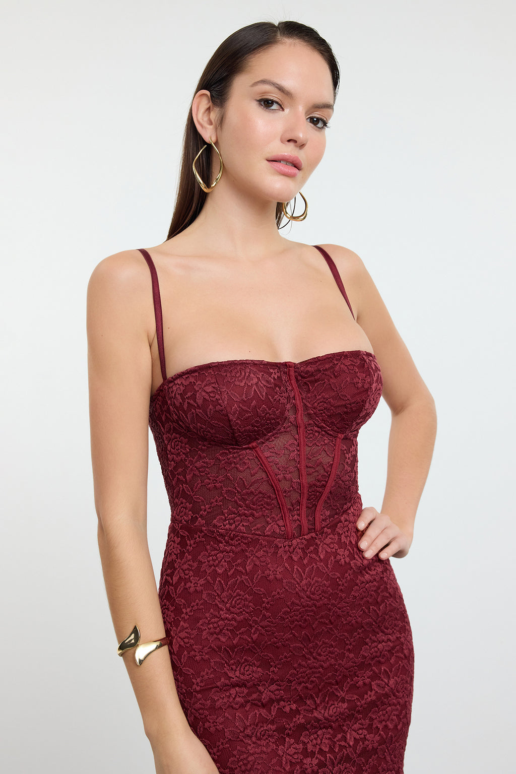 Trendyolmilla Bordo Astarlı Dantel Örme Midi Abiye Gece Mezuniyet Elbisesi TPRAW25EL00120