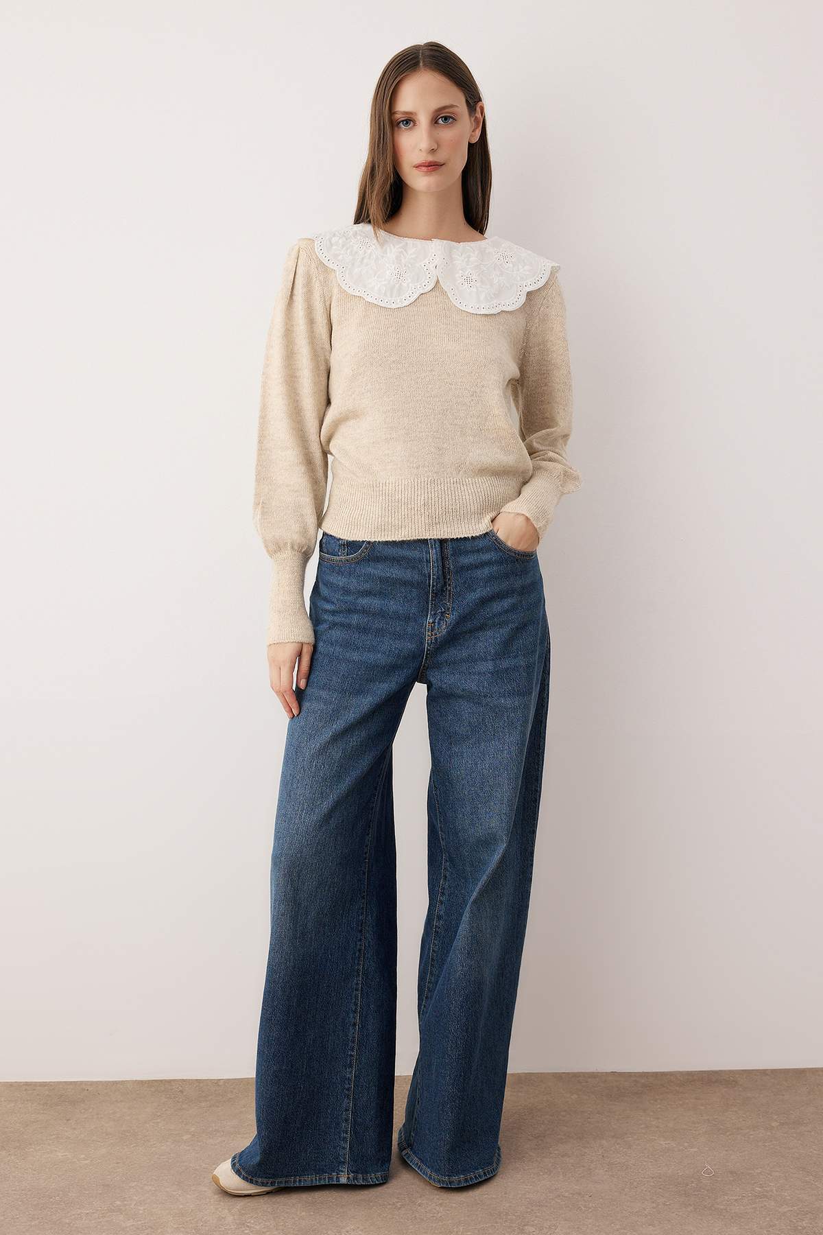 Trendyolmilla Taş Yumuşak Dokulu Gömlek Yaka Garnili Triko Kazak TWOAW26KZ00051 Secondary image