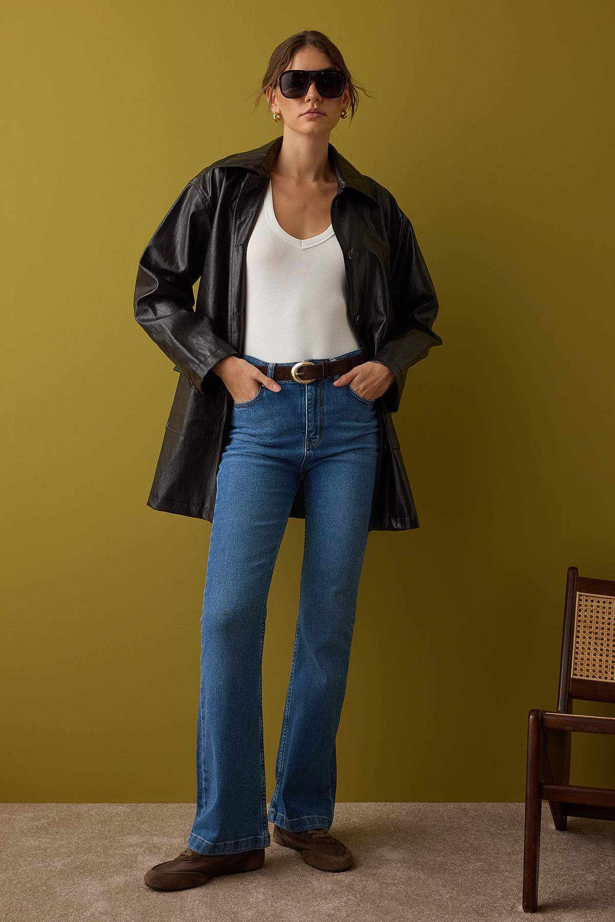 Trendyolmilla Mavi Yüksek Bel Comfort/Esnek İspanyol Paça Flare Jeans TWOAW26JE00047