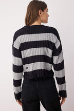 Trendyolmilla Siyah Crop Geniş Kalıp Çizgili Triko Kazak TWOAW24KZ00905