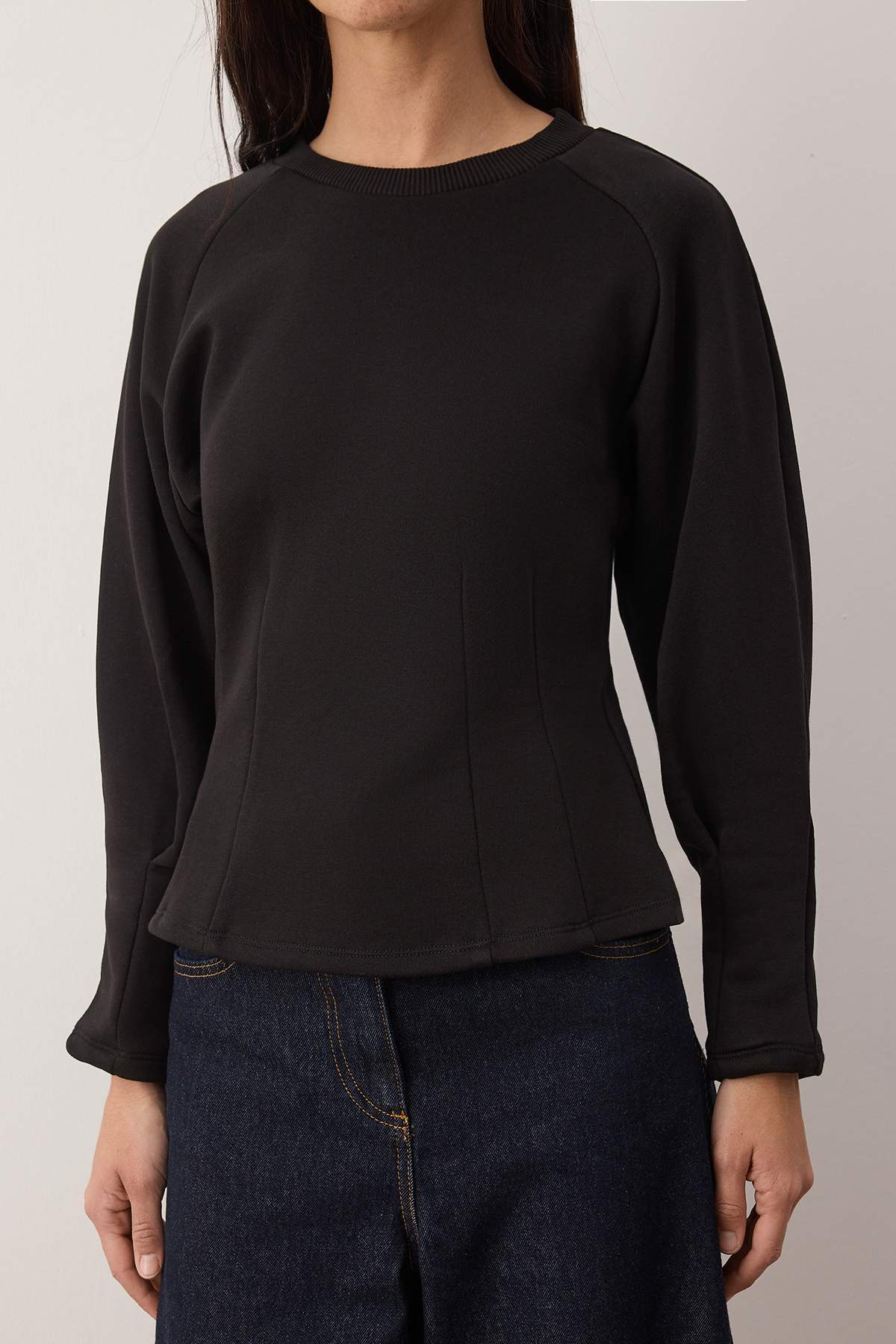 Trendyolmilla Kahverengi Kalın Şardonsuz Belden Oturmalı Bisiklet Yaka Örme Sweatshirt TWOAW26SW00068