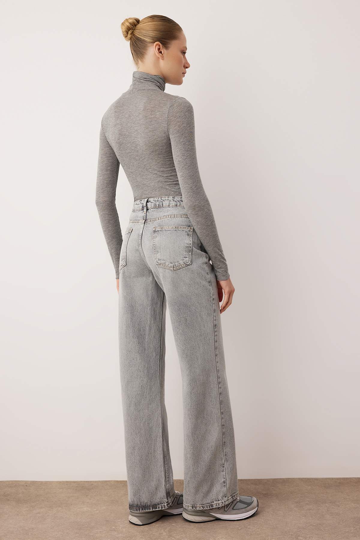 Trendyolmilla Gece Mavisi Yüksek Bel Wide Leg Jeans TWOSS25JE00172