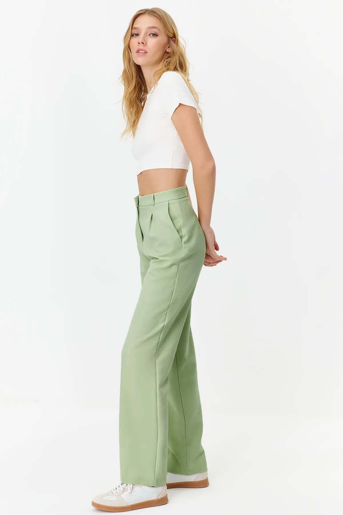 Trendyolmilla Mint Straight/Düz Kesim Pileli Dokuma Kumaş Pantolon TWOSS21PL0155 Secondary image
