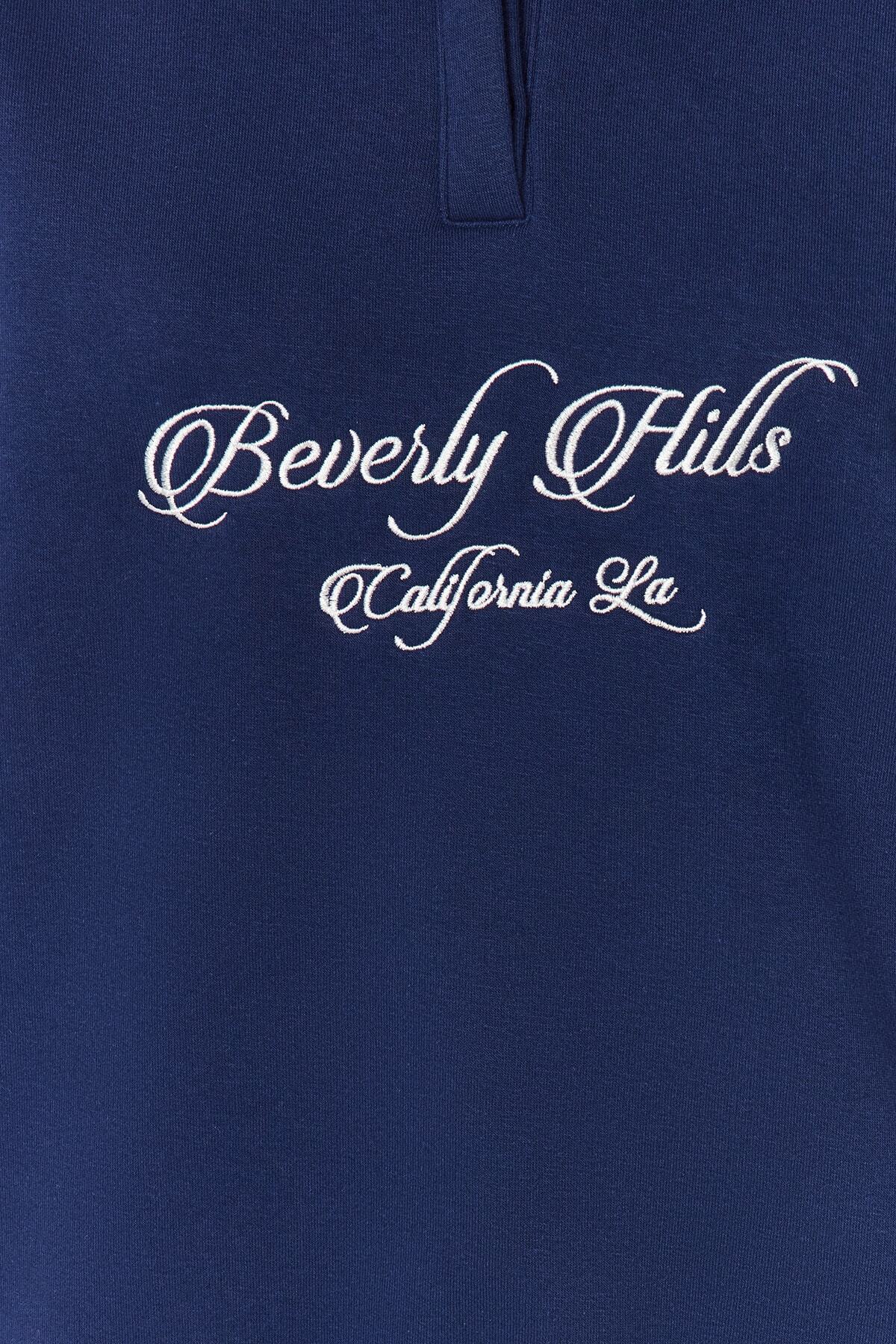 Trendyolmilla Sarı Gömlek Yaka Nakışlı Regular Fit Kalın İçi Polarlı Örme Sweatshirt TWOAW24SW00182