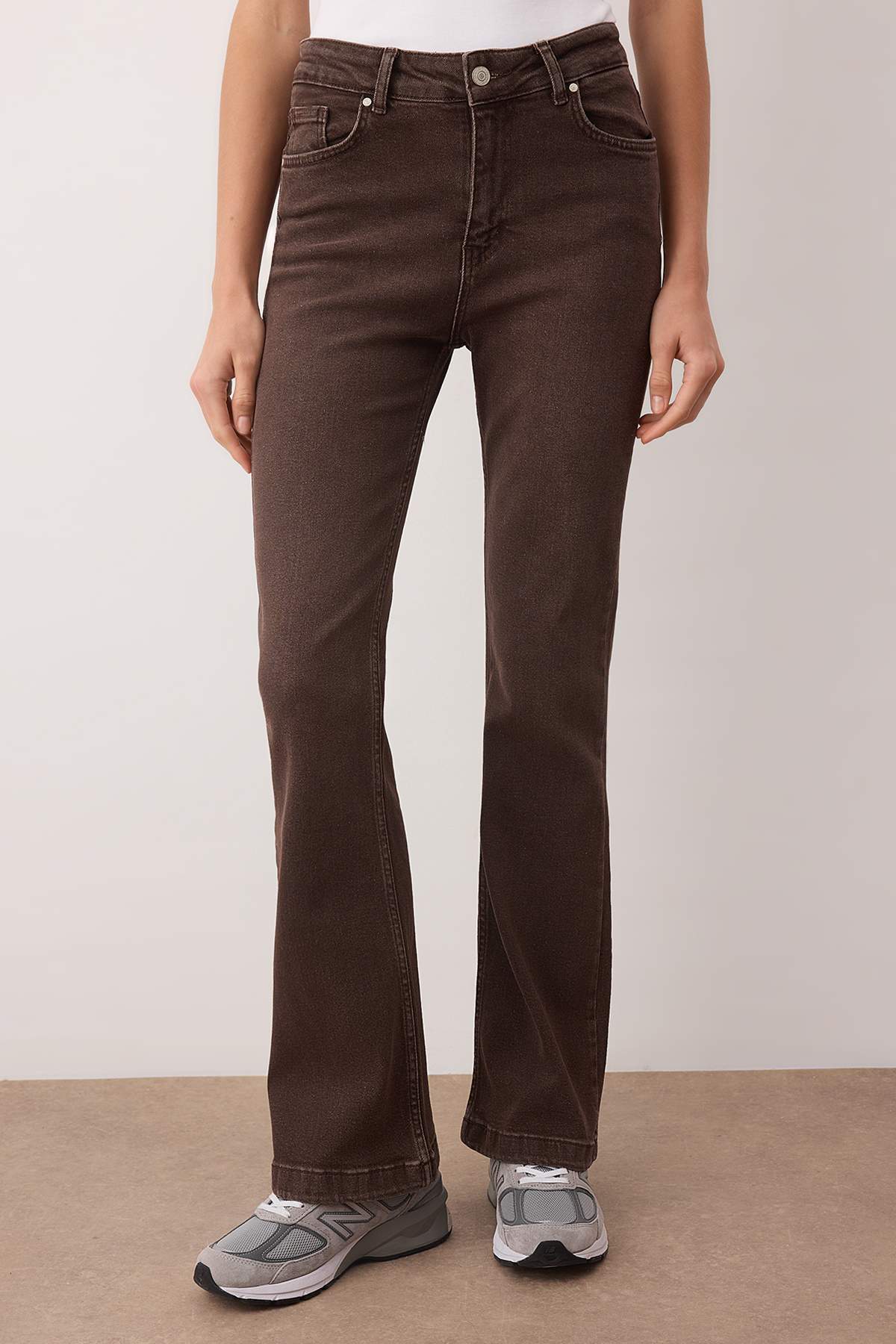 Trendyolmilla Mavi Yüksek Bel Comfort/Esnek İspanyol Paça Flare Jeans TWOAW26JE00047