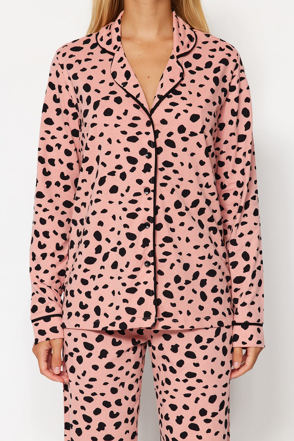 Trendyolmilla Pudra %100 Pamuklu Leopar Desenli Gömlek-Pantolon Örme Pijama Takımı THMAW21PT0489