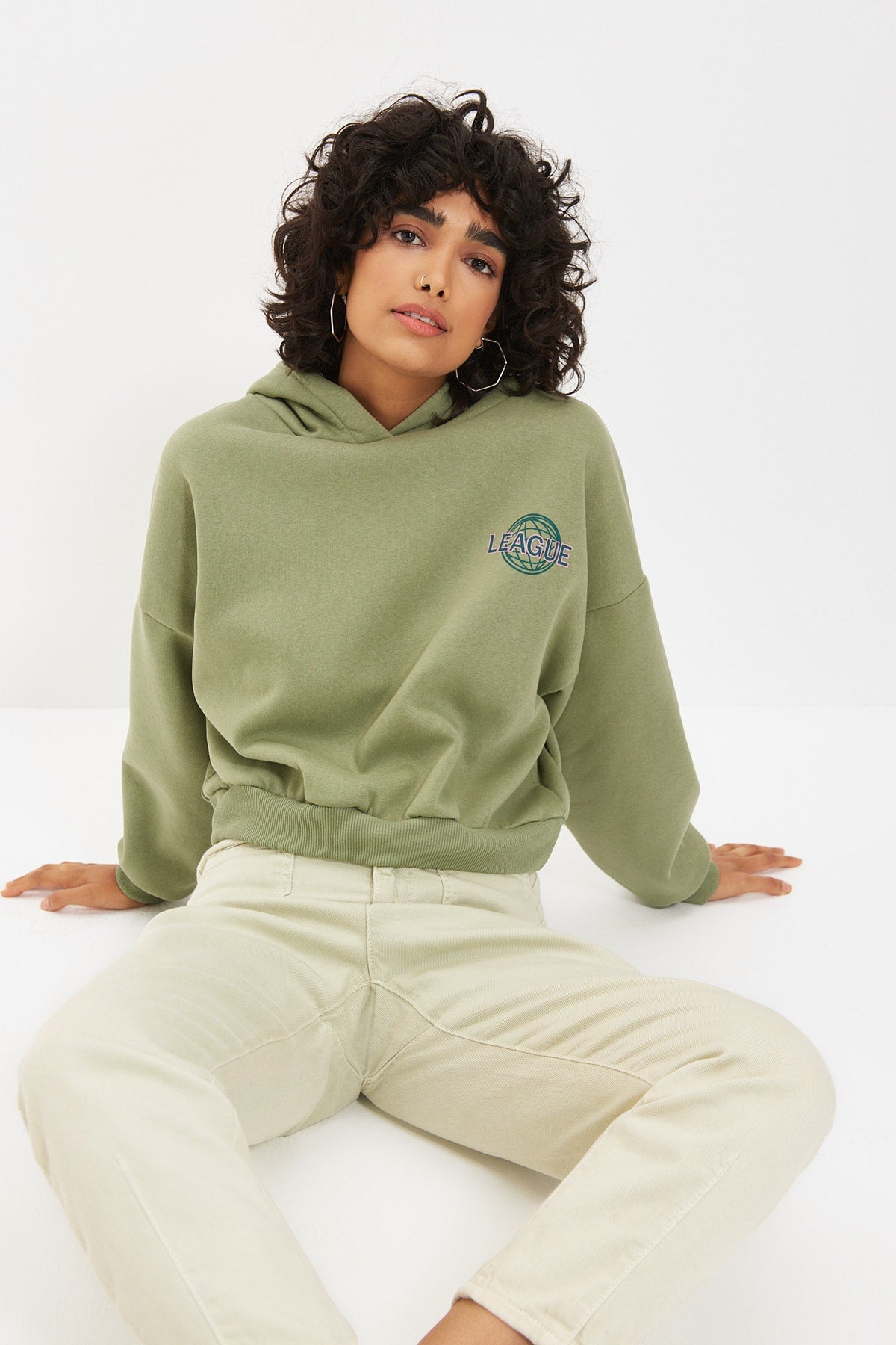 Trendyolmilla Mint Sırt Baskı Detaylı Kapüşonlu Kalın İçi Polarlı Örme Sweatshirt TWOAW22SW0711
