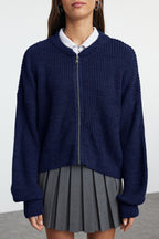 Trendyolmilla Indigo Geniş Kalıp Bomber Yaka Fermuarlı Triko Hırka TWOAW24HI00153