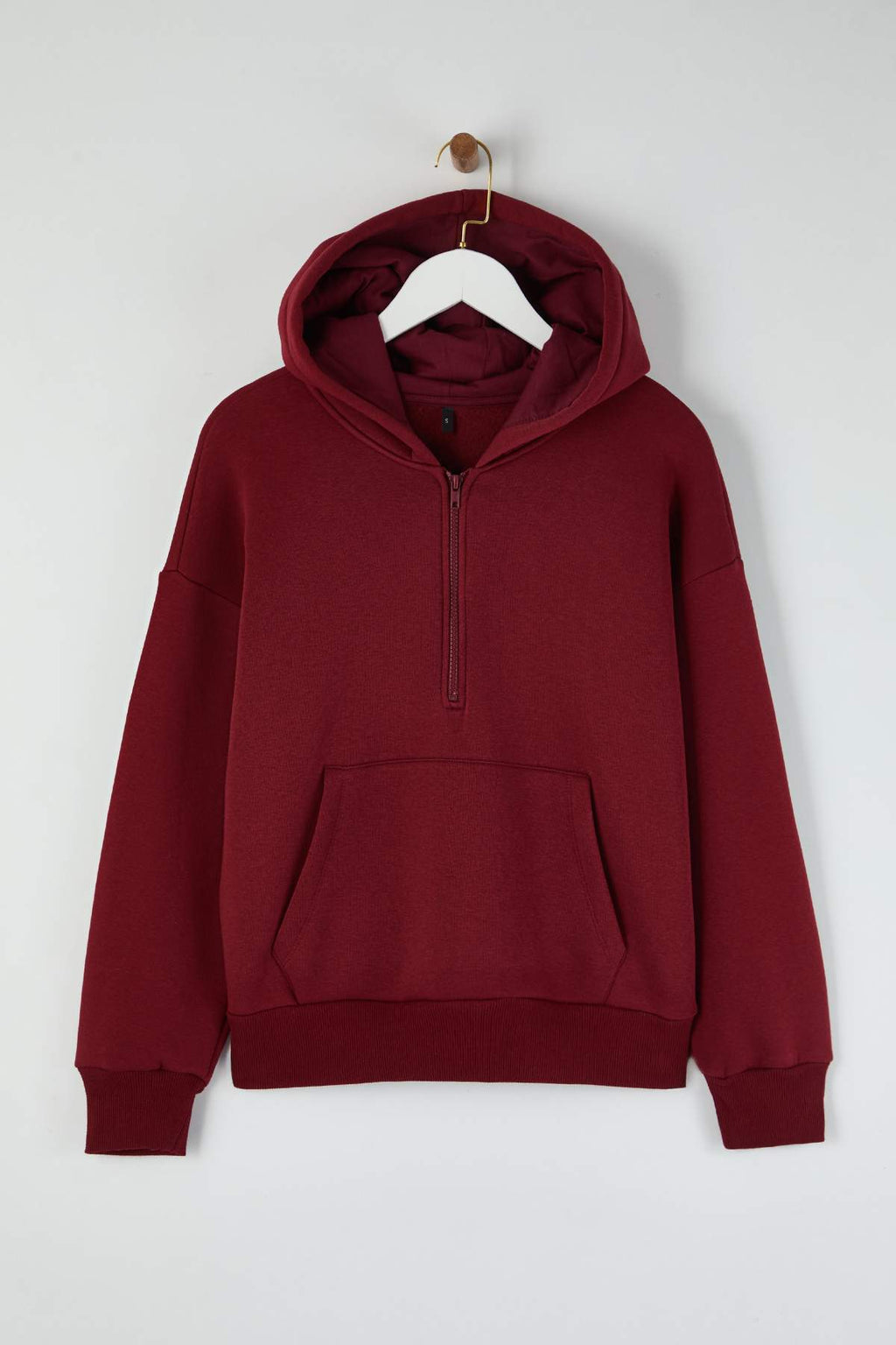Trendyolmilla Teen Siyah Kapüşonlu Kalın İçi Polarlı Yarım Pat Fermuarlı Cepli Örme Sweatshirt TWOAW26SW00160