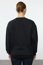 Trendyolmilla Siyah Animal Nakışlı Regular/Normal Kalıp Kalın İçi Polarlı Örme Sweatshirt TWOAW24SW00196