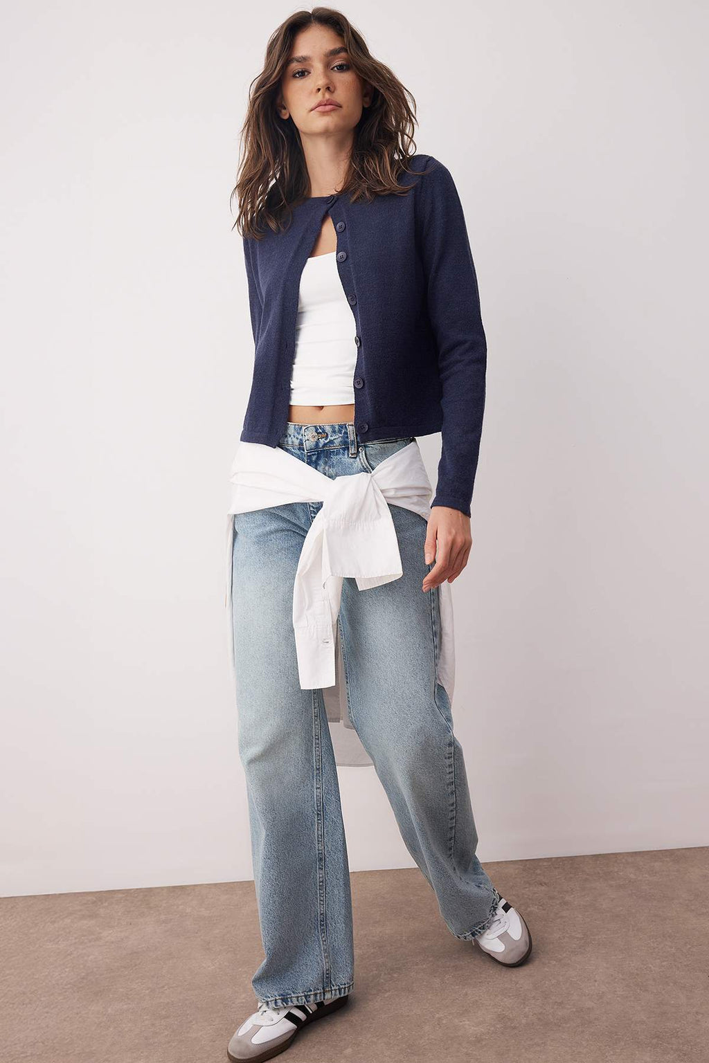 Trendyolmilla Mavi Düşük Bel Geniş Paça Wide Leg %100 Pamuk Non-Stretch Jeans TWOAW26JE00075