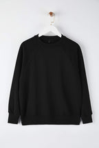 Trendyolmilla Antrasit Relaxed/Rahat Kalıp Basic Reglan Kol Bisiklet Yaka Örme Sweatshirt TWOAW26SW00030