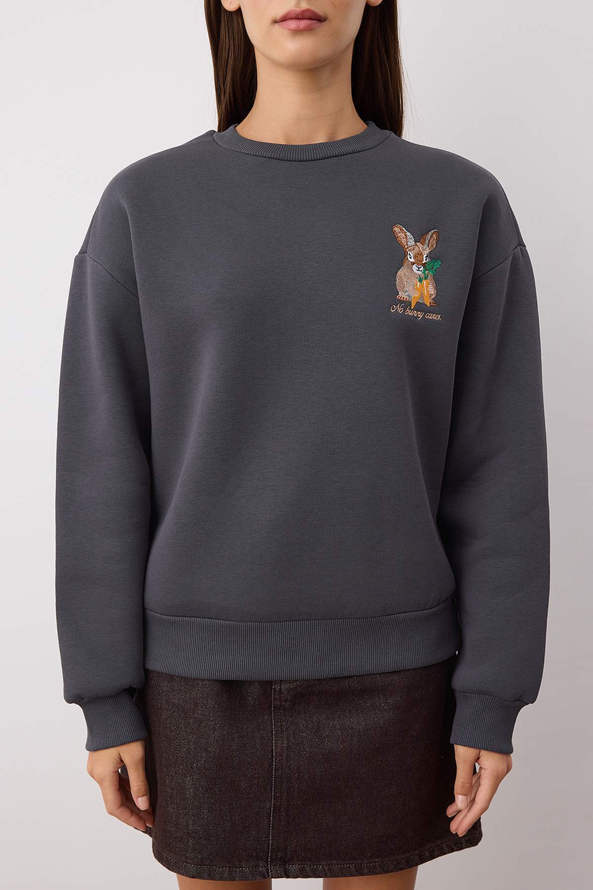 Trendyolmilla Siyah Animal Nakışlı Regular/Normal Kalıp Kalın İçi Polarlı Örme Sweatshirt TWOAW24SW00196