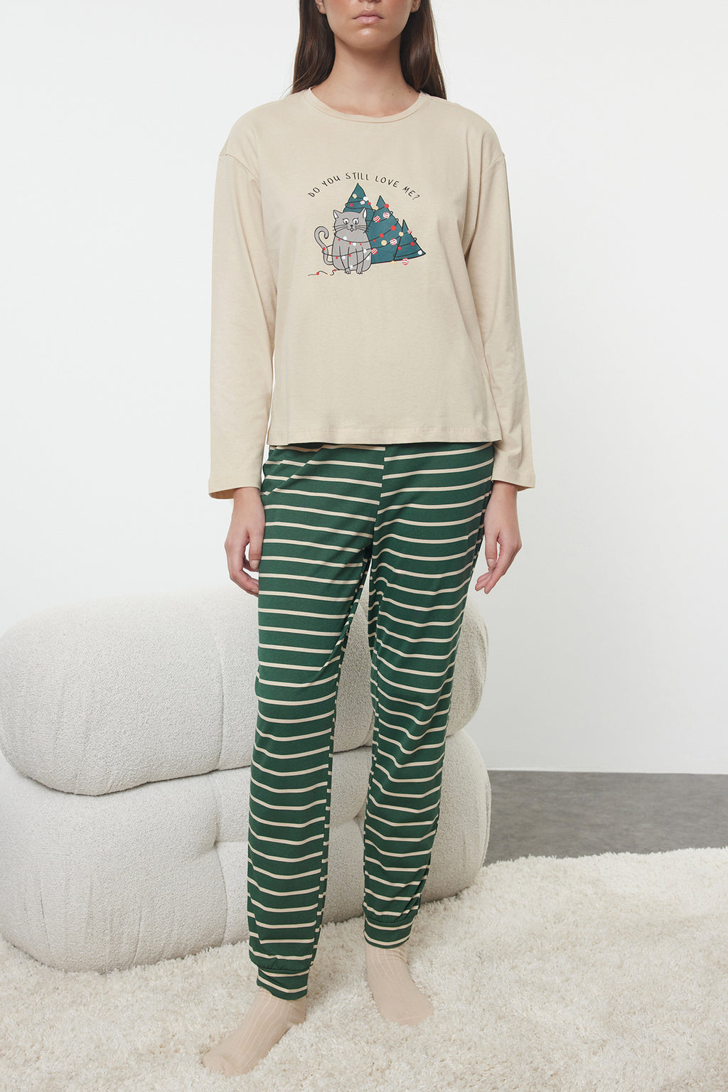 Trendyolmilla Kadın Couple/Çift Lacivert %100 Pamuklu Çizgili Yılbaşı Temalı Örme Pijama Takımı THMAW25PT00164