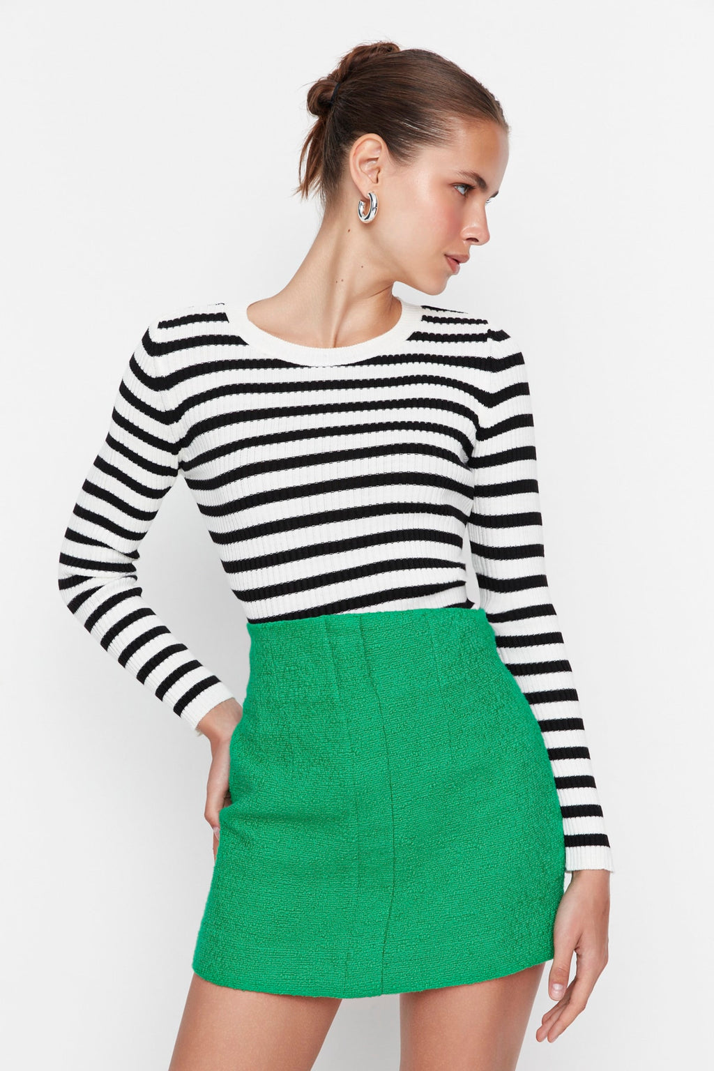 Trendyolmilla Lacivert Basic Çizgili Triko Kazak TWOAW21KZ0942