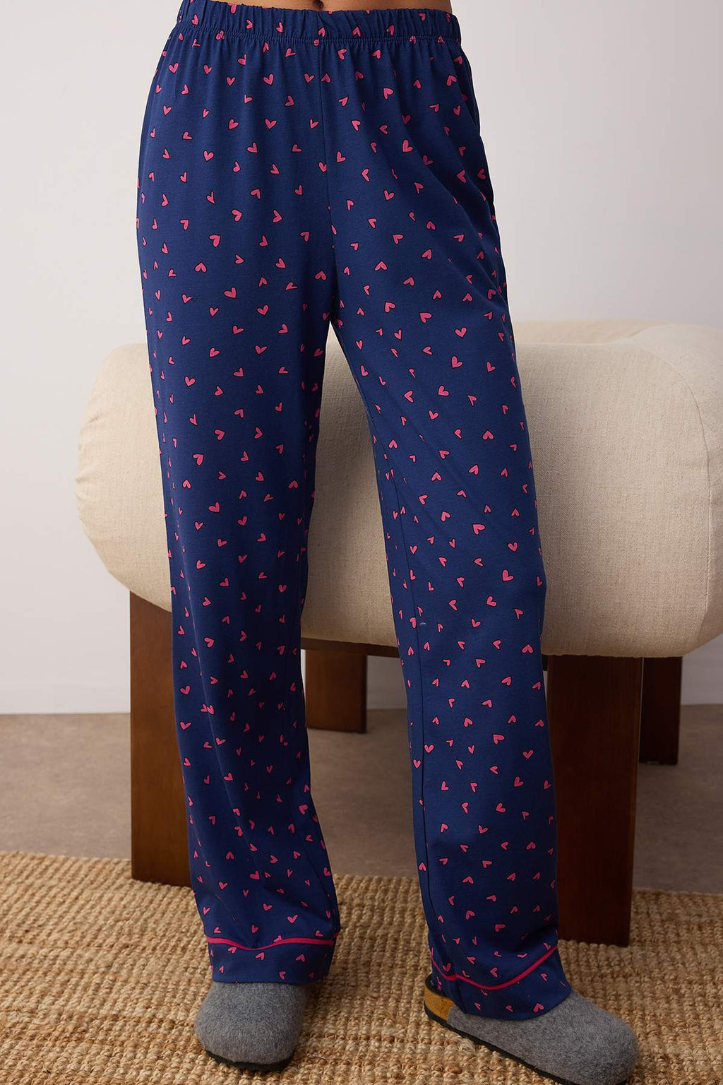 Trendyolmilla Bej %100 Pamuklu Kalpli Biyeli Örme Pijama Takımı THMAW24PT00103