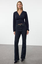 Trendyolmilla Lacivert Kruvaze Büzgü/Drape Detaylı Uzun Kollu Esnek Örme Bluz TWOAW25BZ00021