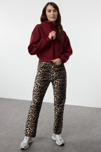 Trendyolmilla Siyah Rahat Kesim Crop Basic Fermuarlı Dik Yaka Kalın İçi Polarlı Örme Sweatshirt TWOAW24SW00221