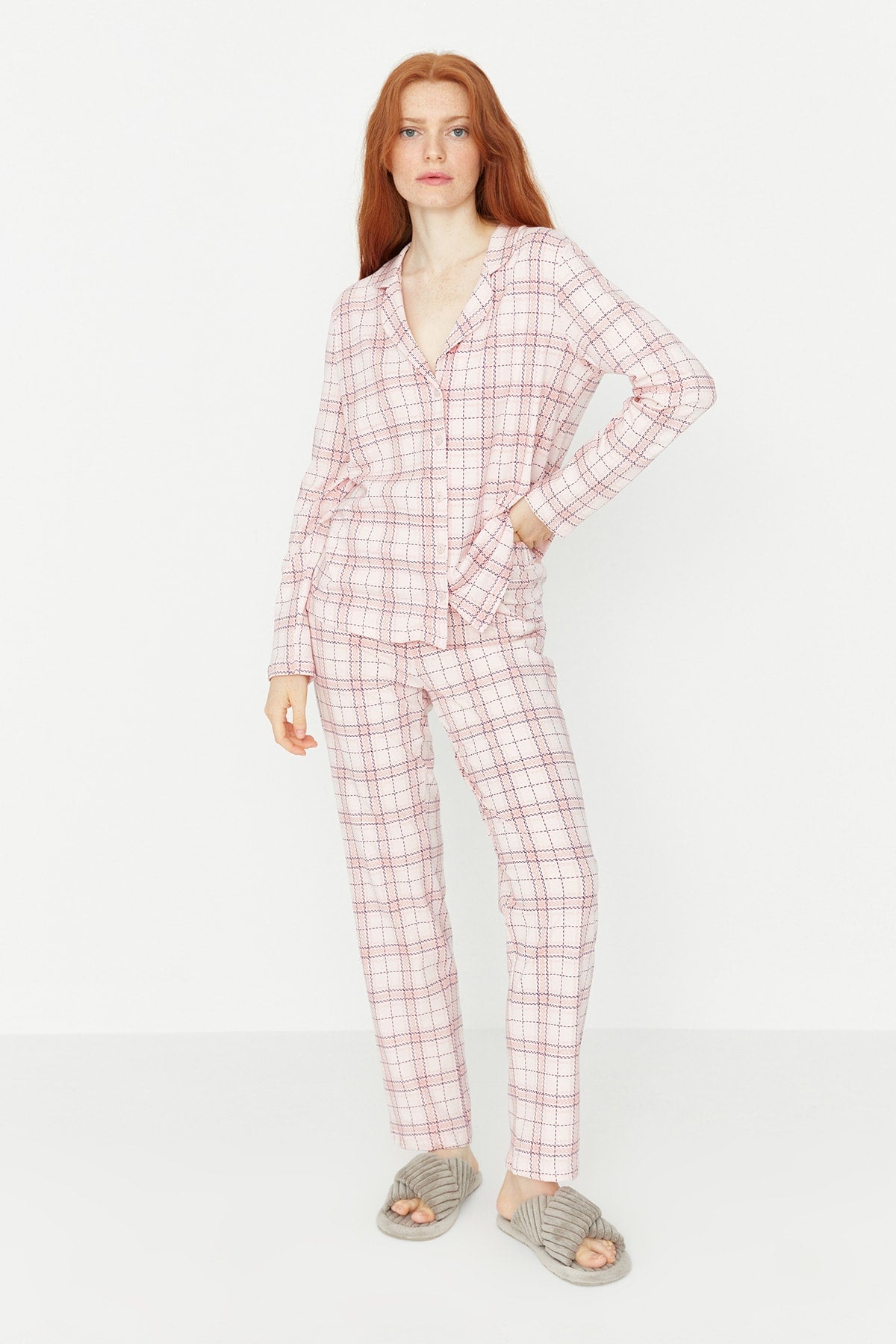 Trendyolmilla Bej %100 Pamuklu Ekoseli Örme Pijama Takımı THMAW20PT0266