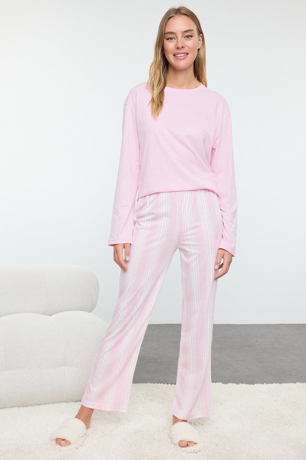 Trendyolmilla Antrasit Pamuklu Çizgili Örme Pijama Takımı THMAW25PT00188