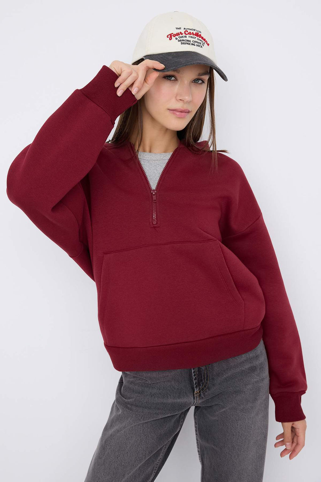 Trendyolmilla Teen Siyah Kapüşonlu Kalın İçi Polarlı Yarım Pat Fermuarlı Cepli Örme Sweatshirt TWOAW26SW00160